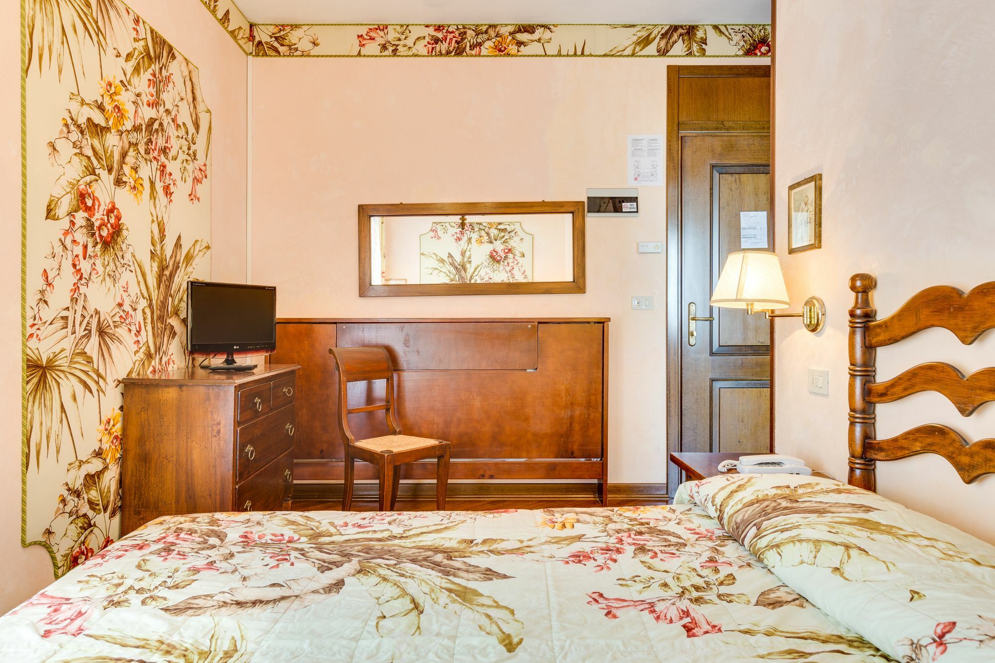 Agora Park Hotel Lido di Jesolo Dış mekan fotoğraf